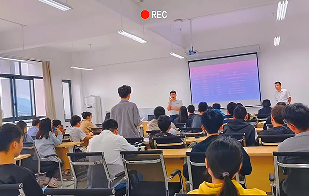 校企合作，提供就业岗位